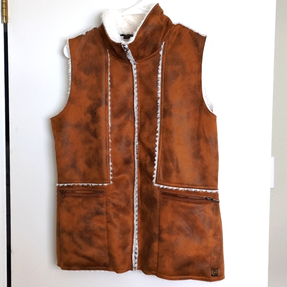 Wooly Bully route 66 faux leather vest L, white fur inside tan leather outside
